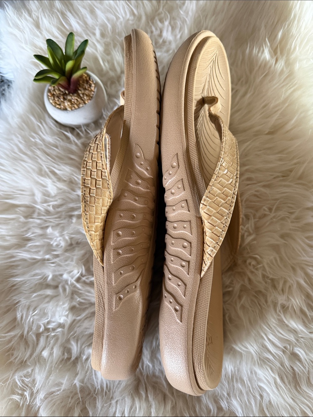 KuaiLu YOGA MAT Orthotic Flip Flops 11 Arch Support Cushion Soles EUC